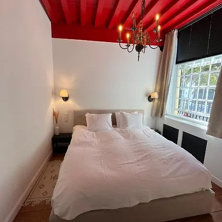 Het Waterhof Bed & Breakfast Leiden