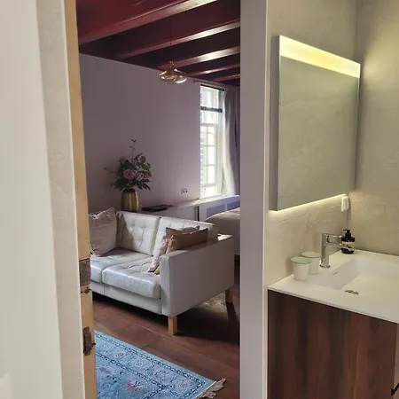 Het Waterhof Bed & Breakfast *
