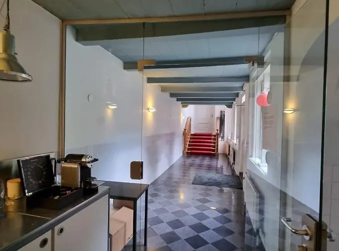 Het Waterhof לינה וארוחת בוקר ליידן