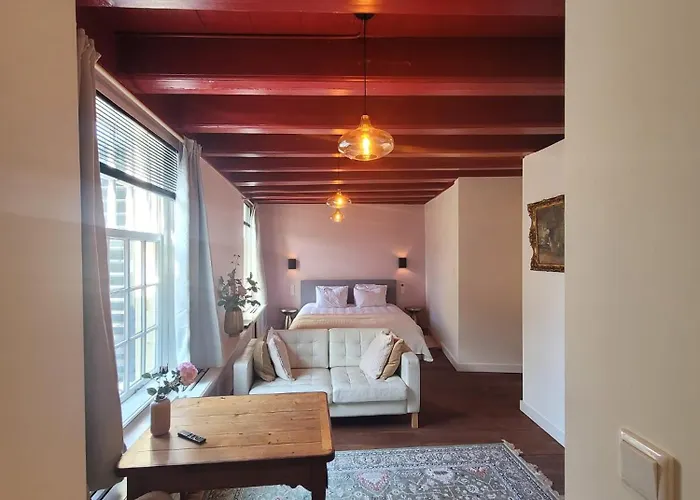 Het Waterhof ליידן