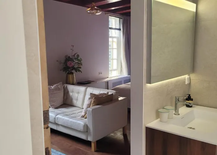 Het Waterhof Bed & Breakfast 3*